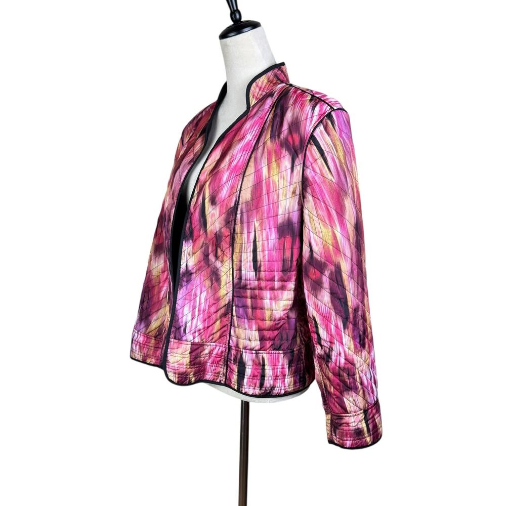 Chico's Sz 2 Pink Watercolor Lightweight Quilted Collarless Open Layering Jacket - Picture 2 of 12